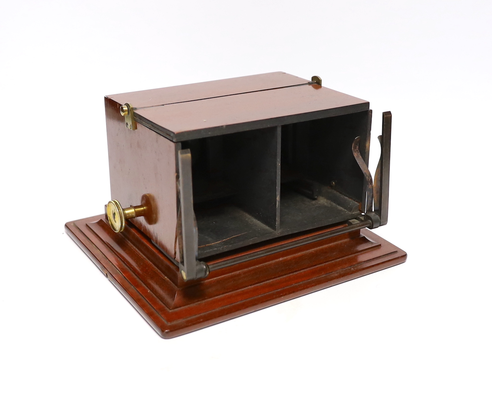 A Smith, Beck & Beck mahogany and brass stereoscope, c. 1860, 20.5cm x 18.5cm x 13.5cm (a.f.)